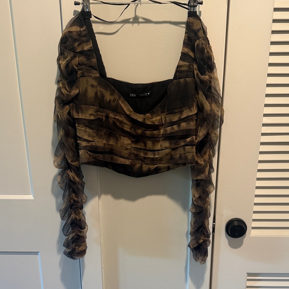 Zara Women's Black and Brown Ruched Cropped Blouse